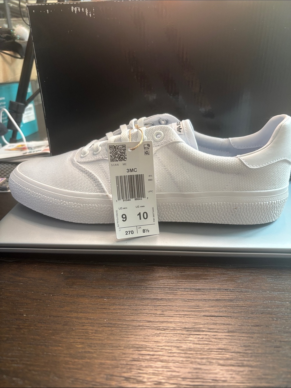 Adidas women all-White Low-Top Sneakers